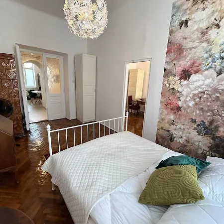 Old Town - 2 Bedrooms Sołtyka S3 Apartament