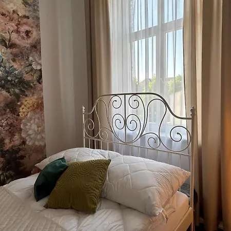 Old Town - 2 Bedrooms Soltyka S3 * Krakow